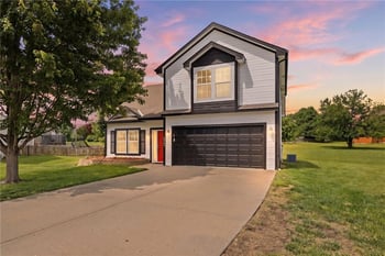 10908 N Donnelly Ct, Kansas City, MO 64157