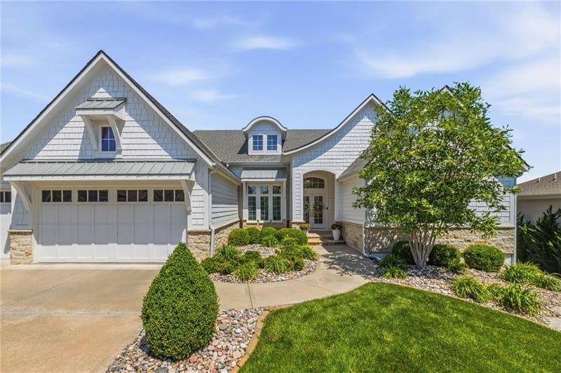 3300 156 St, Overland Park, KS 66224