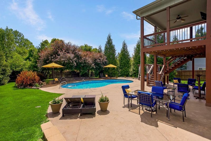 7605 Dove Ave, Kansas City, MO 64139
