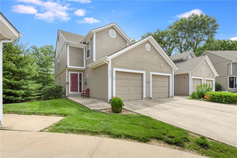 4701 Haden Ct, Kansas City, MO 64136