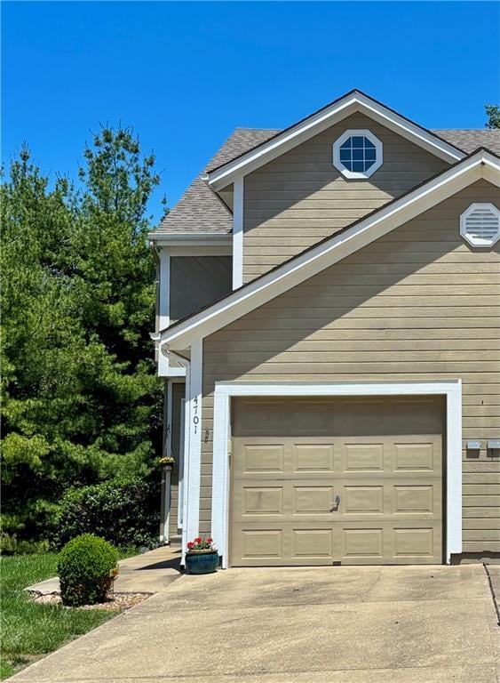 4701 Haden Ct, Kansas City, MO 64136