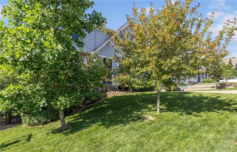 15013 77th Ter, Lenexa, KS 66216