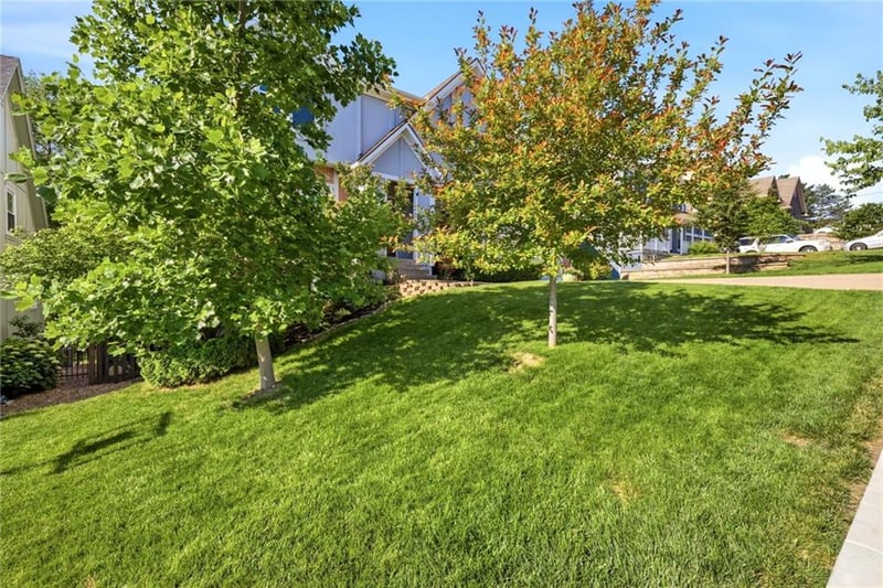 15013 W 77th Ter, Lenexa, KS 66216