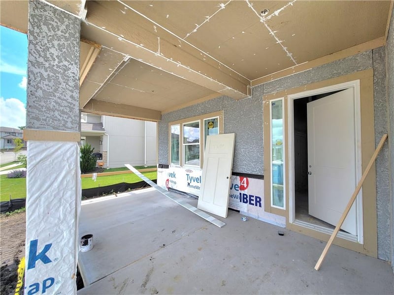 18220 Monrovia St, Overland Park, KS 66013