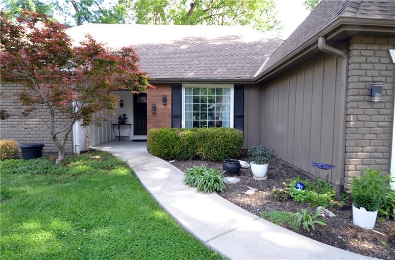 9708 105th Ter, Overland Park, KS 66212