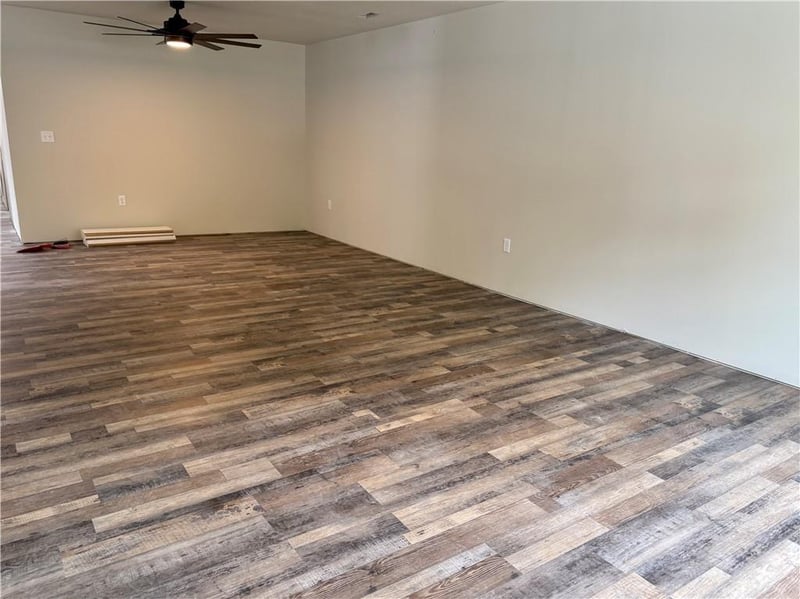 1221 Maple St, Ottawa, KS 66067