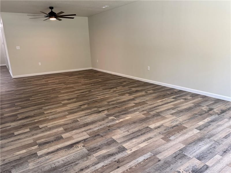 1221 Maple St, Ottawa, KS 66067