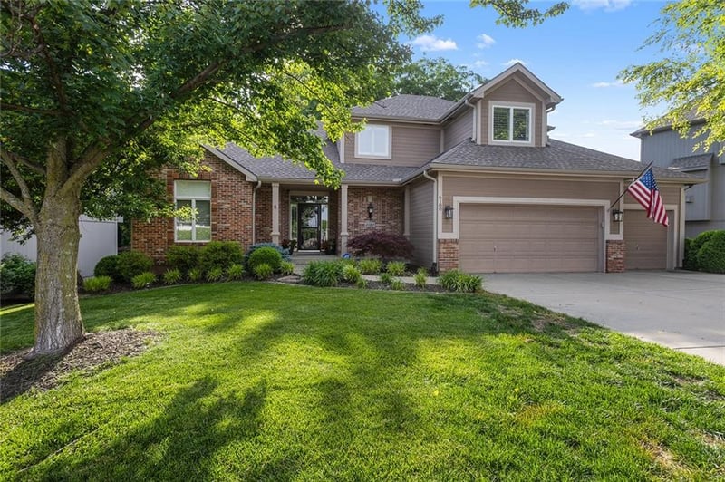 6180 Nevada Ave, Parkville, MO 64152