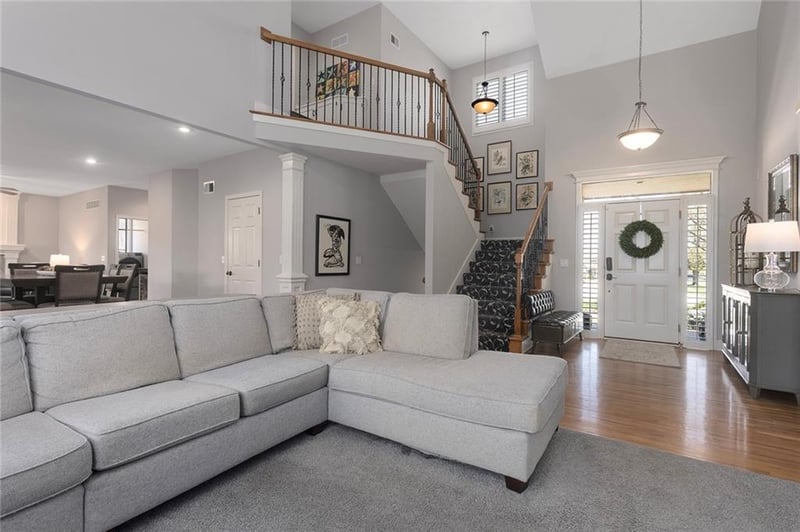 6180 Nevada Ave, Parkville, MO 64152