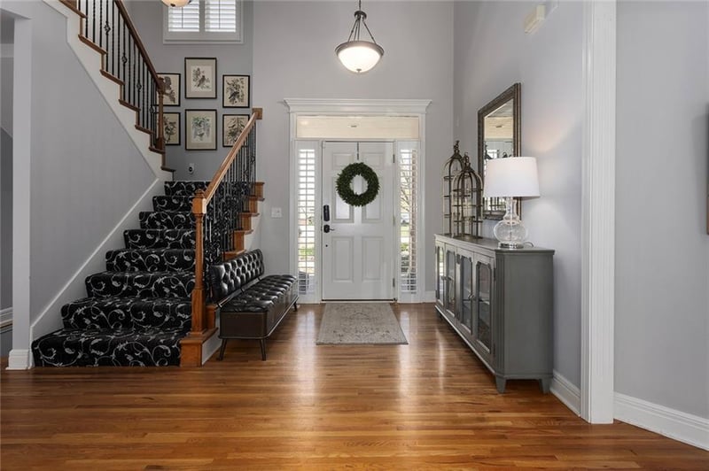 6180 Nevada Ave, Parkville, MO 64152
