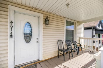 4614 E 10th St, Kansas City, MO 64127