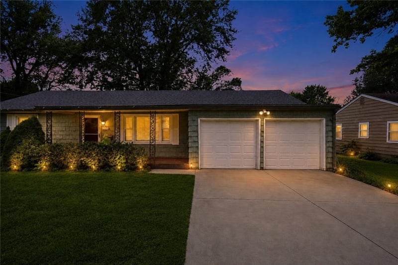 12708 12th St, Grandview, MO 64030