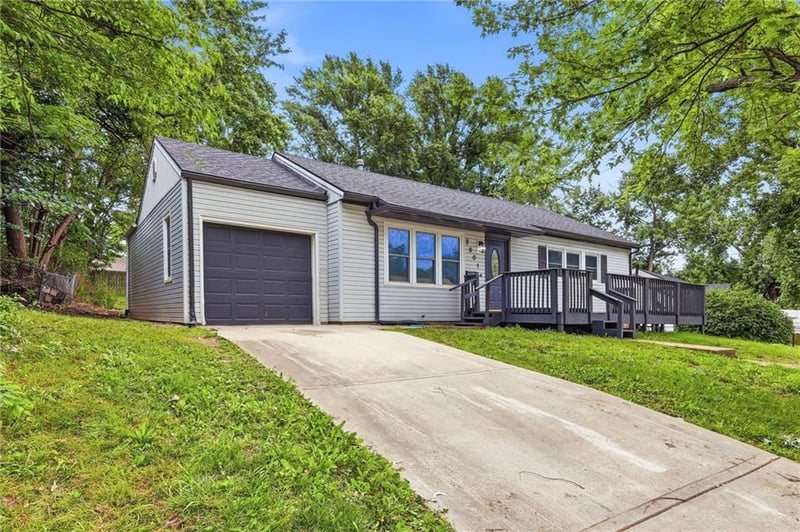 2901 26th St, Kansas City, KS 66106