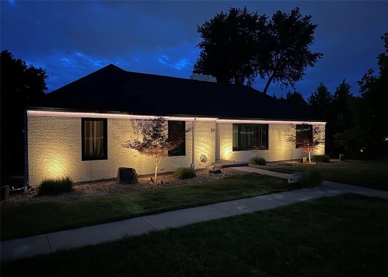 30 Normandy Ln, Kansas City, MO 64116