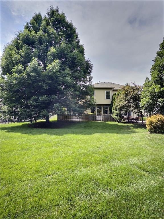 7117 Mccoy St, Shawnee, KS 66227