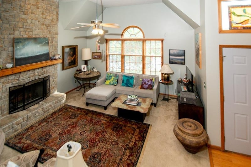 3000 University Dr, Lawrence, KS 66049