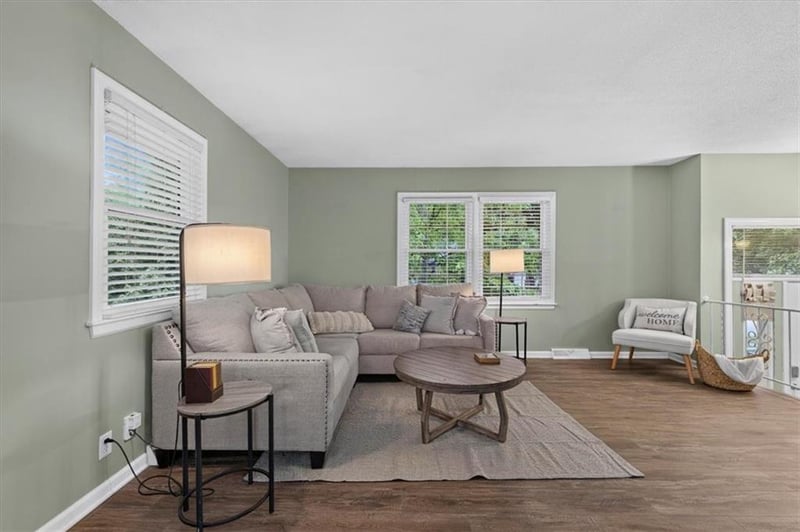 1001 Lakeview Blvd, Lee's Summit, MO 64081