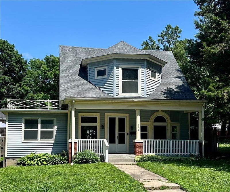623 22nd St, St Joseph, MO 64506