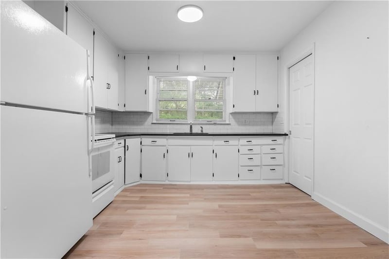 3908 Booth St, Kansas City, KS 66103