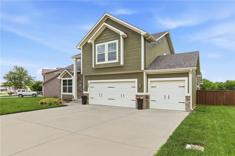 603 19th Ave N, Greenwood, MO 64034