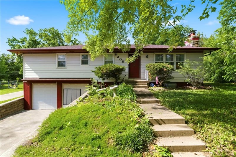 8208 E 79th Ter, Kansas City, MO 64138