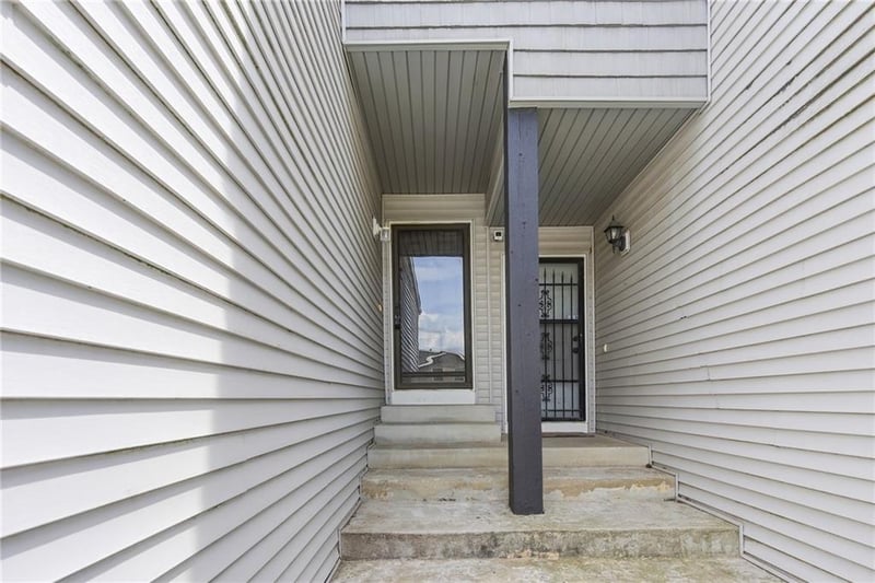 1313 123rd Ter #B, Olathe, KS 66061