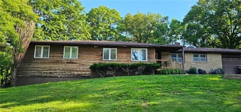8604 E 74th St, Kansas City, MO 64133