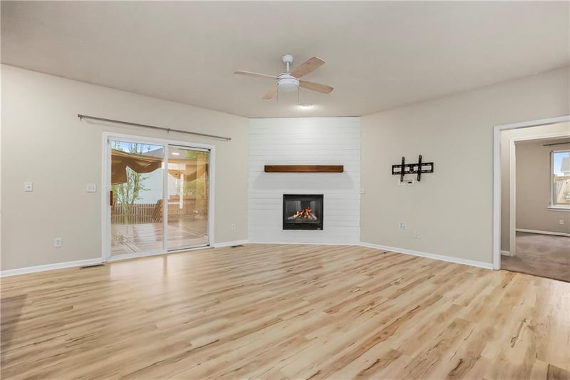 675 Evergreen St, Gardner, KS 66030