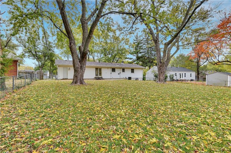 13714 Cypress Ave, Grandview, MO 64030