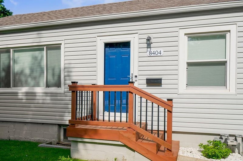 8404 Blue Ridge Blvd, Raytown, MO 64138