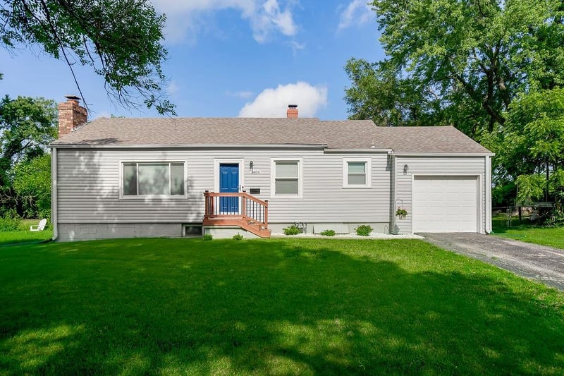 8404 Blue Ridge Blvd, Raytown, MO 64138