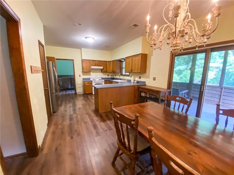 25309 317th St, Harrisonville, MO 64701