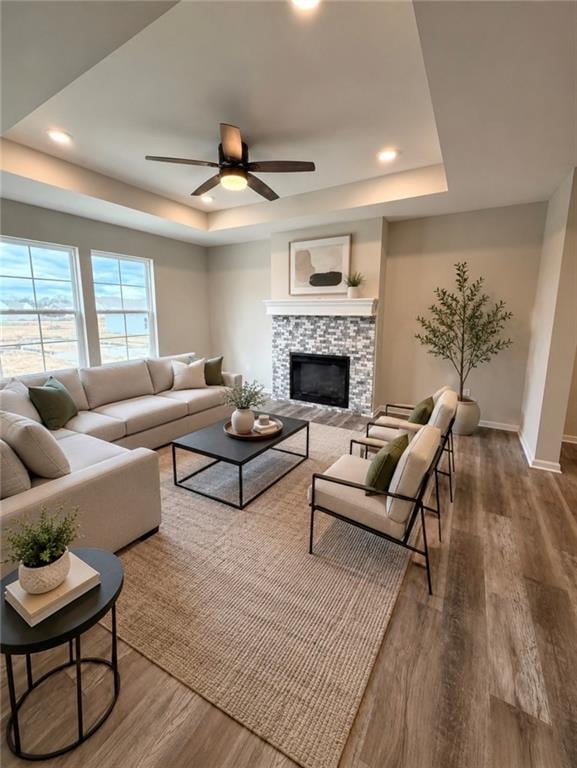 1308 White Oaks Ln, Oak Grove, MO 64075