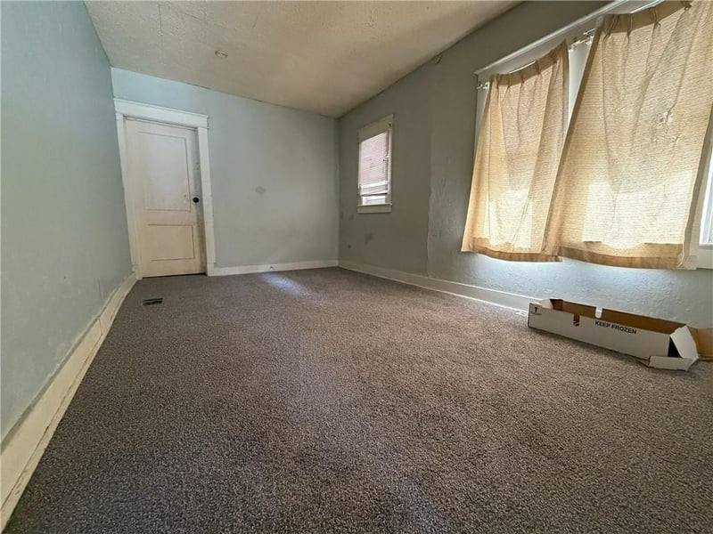 3416 58th Ter, Kansas City, MO 64132