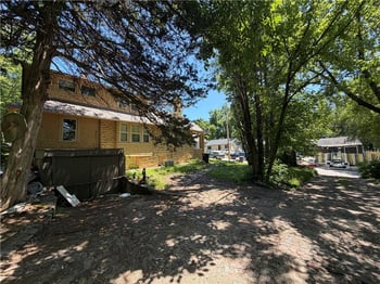 3416 E 58th Ter, Kansas City, MO 64132