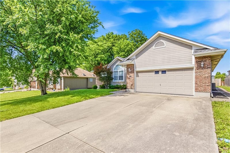 3320 Hanthorn Ave, Independence, MO 64057