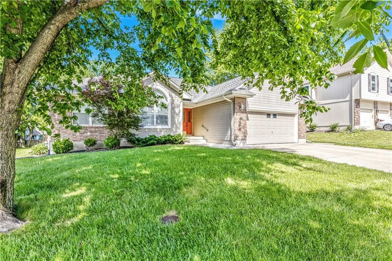 3320 Hanthorn Ave, Independence, MO 64057