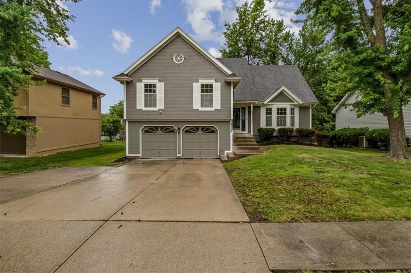 8009 96th St, Kansas City, MO 64134