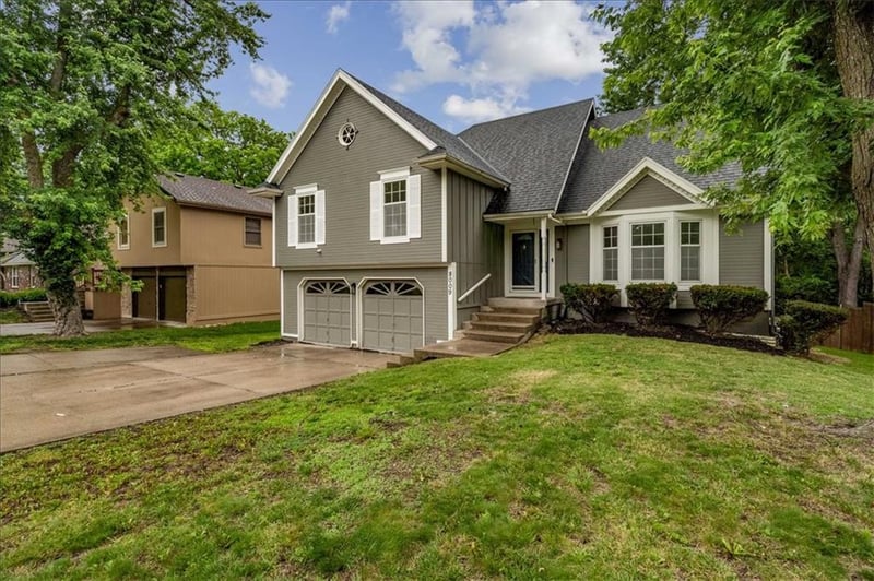 8009 96th St, Kansas City, MO 64134