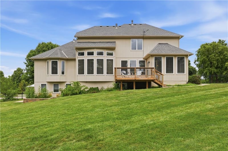 400 Bitter Creek Rd, Lee's Summit, MO 64086