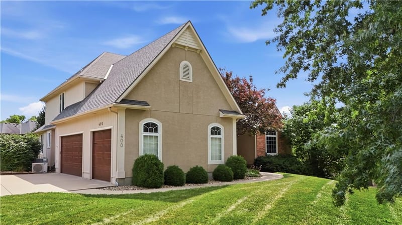 400 Bitter Creek Rd, Lee's Summit, MO 64086