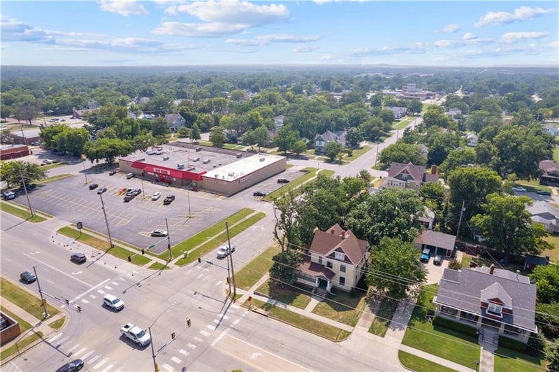 301 10th St, Independence, KS 67301