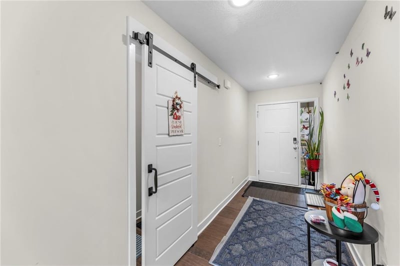 3723 Walsh Dr, Lee's Summit, MO 64082