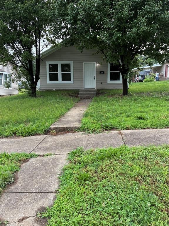 325 Market St, Warrensburg, MO 64093