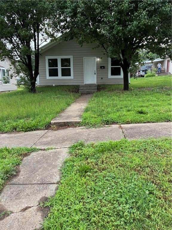 325 Market St, Warrensburg, MO 64093