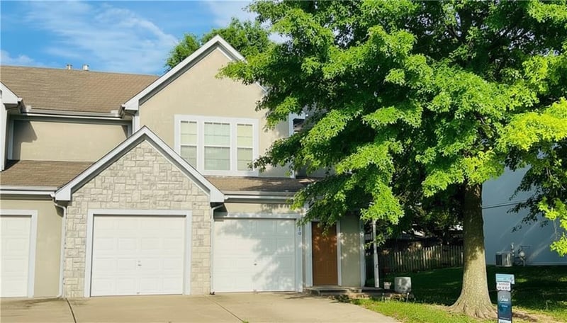 Anderson St, Shawnee, KS 66227