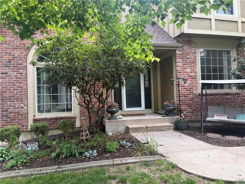 14105 115th St, Olathe, KS 66062