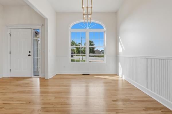 329 Chelsea Ln, Lee's Summit, MO 64063