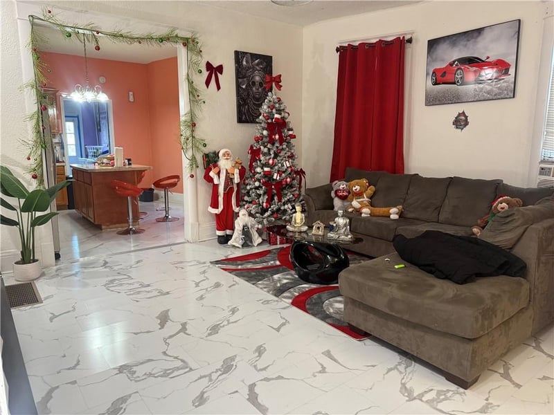 2517 Lafayette St, St Joseph, MO 64507