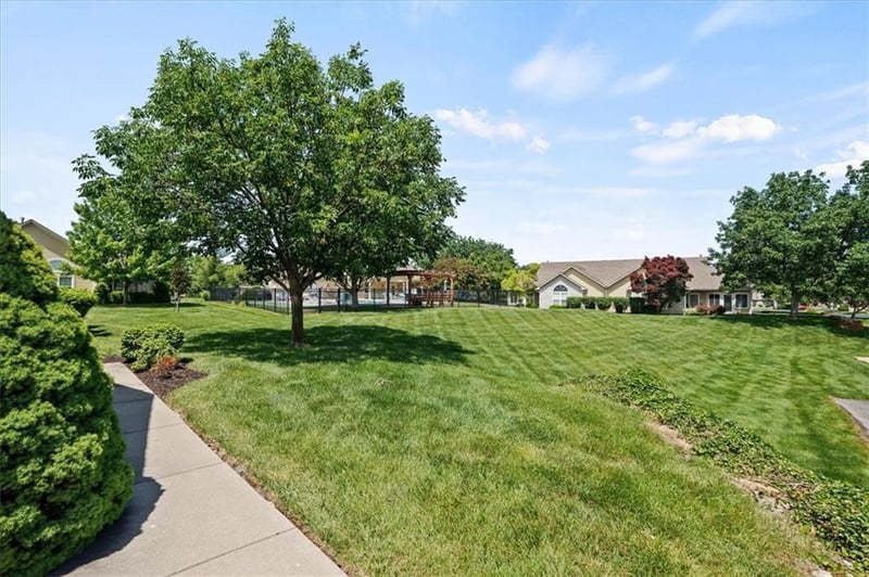 1958 139th Ter, Overland Park, KS 66224